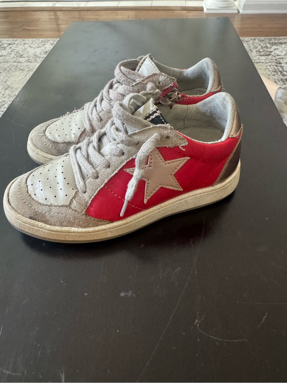 ShuShop Red & Gray Star Detail Kids Sneakers